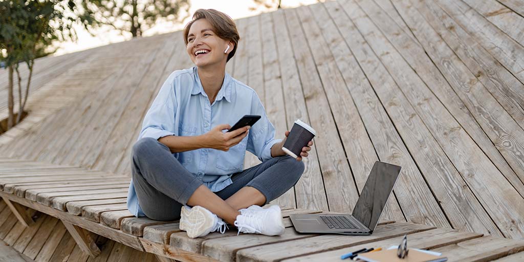 Consejos para mejorar tu listening en verano